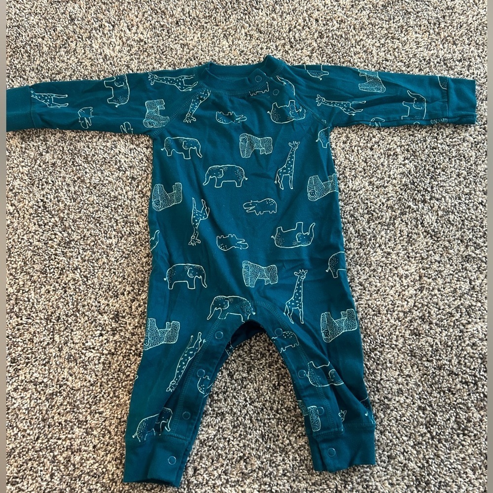 EUC Carter's Baby Boys' Safari Long Sleeve Jumpsuit